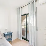 Homes Near Ocean & Lush Nature 500 M Away From The Ocean