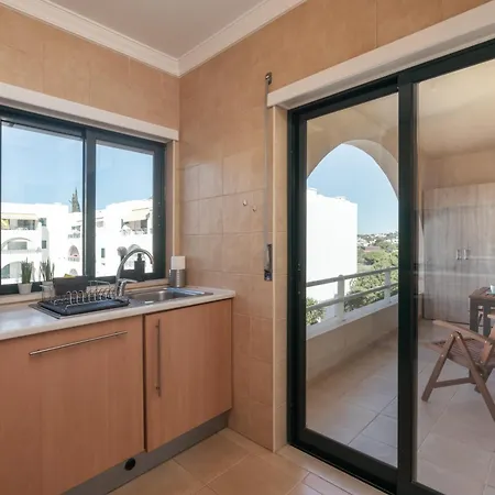 Appartement Homes Near Ocean & Lush Nature 500 M Away From The Ocean