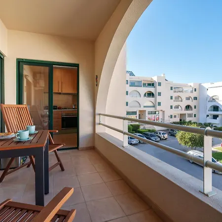 Homes Near Ocean & Lush Nature Apartment *