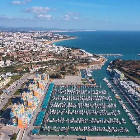 Apartman Homes Near Ocean & Lush Nature 500 M Away From The Ocean Guia