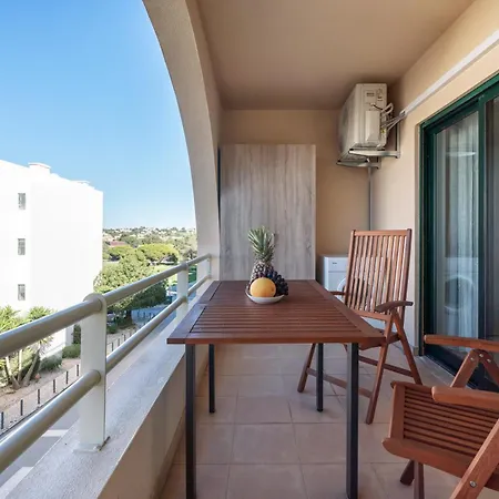 Apartman Homes Near Ocean & Lush Nature 500 M Away From The Ocean