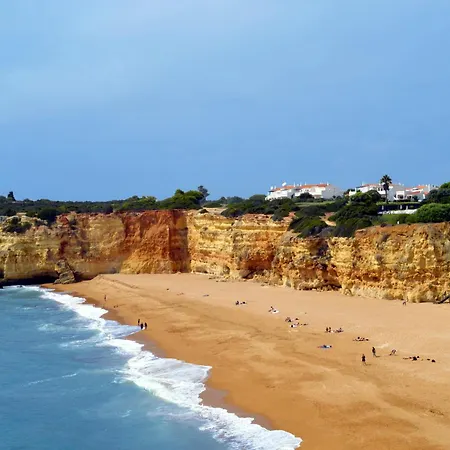 Homes Near Ocean & Lush Nature 500 M Away From The Ocean * Guia